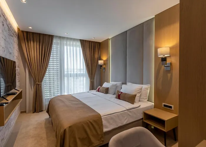 Апартхотел Park 4*