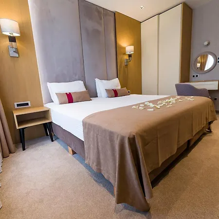 Park Apartahotel *
